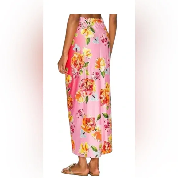 AGUA BENDITA X REVOLVE Mimi Sarong Style Skirt in Pink and Red Blossom NWT - Picture 7 of 9
